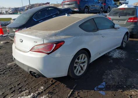 2013 Hyundai Genesis 2.0T z USA, uszkodzony, nr VIN KMHHT6KD1DU111776